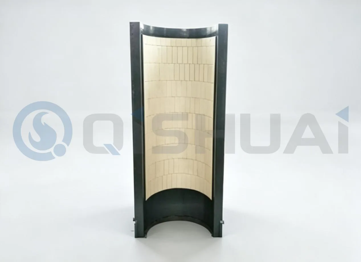 De ce este căptușeala de uzură din ceramică cu alumină upgrade-ul preferat de protecție împotriva uzurii pentru jgheaburile de încărcare a furnalelor?
